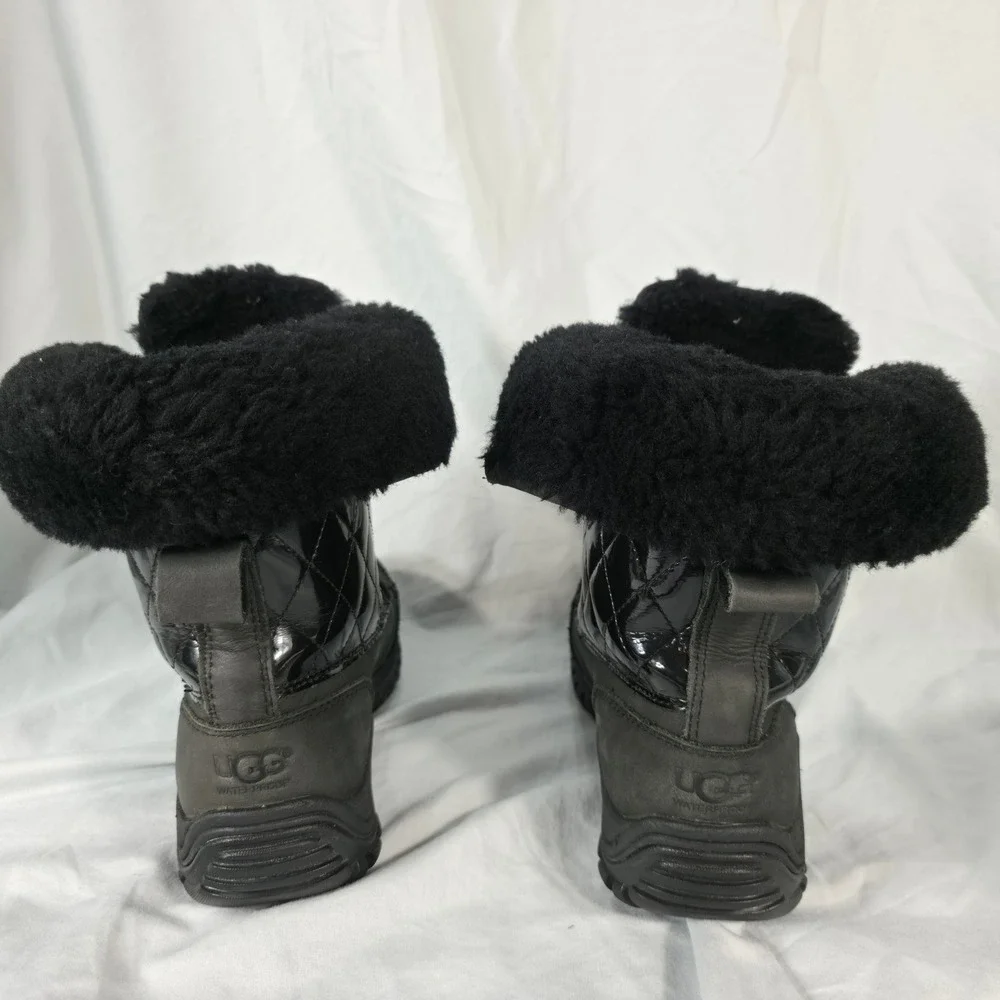 UGG Adirondack II Winter Boots Women Size 6 Black Waterproof Snow Boot Shearling